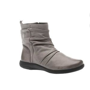 ABEO ankle bootie in dark grey